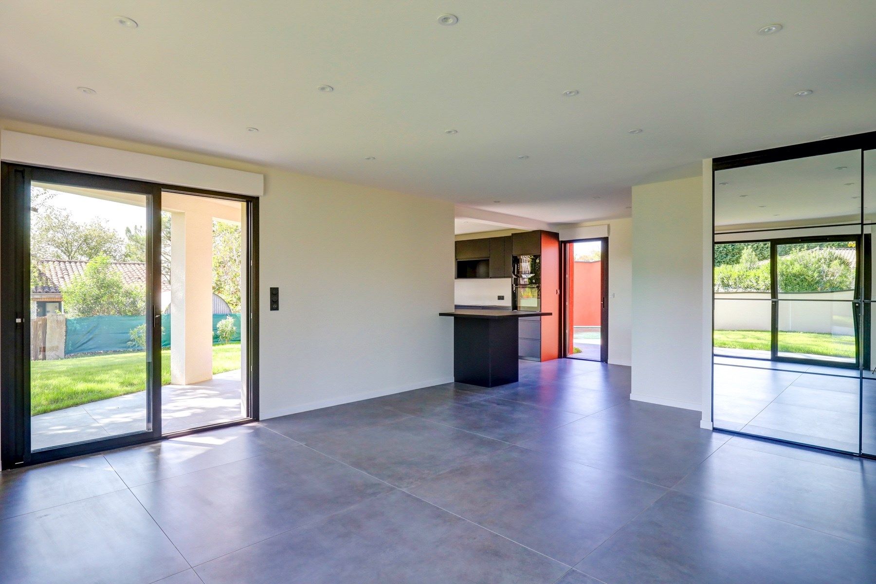 luxury house 5 Rooms for sale on BALMA (31130)