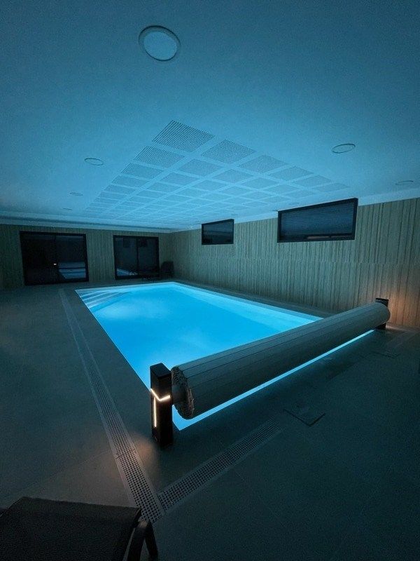 luxury house 6 Rooms for sale on PLOUHINEC (29780)