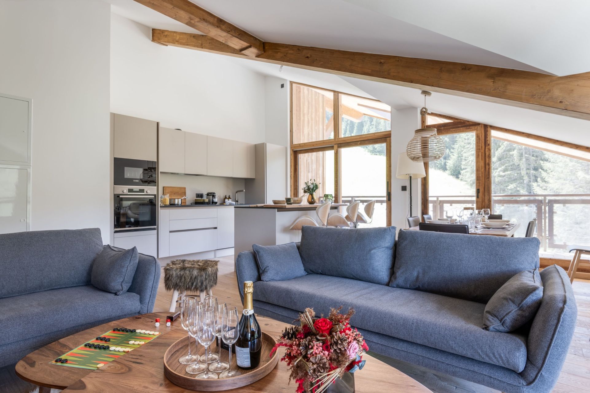 luxury apartment 4 Rooms for seasonal rent on COURCHEVEL MORIOND (73120)