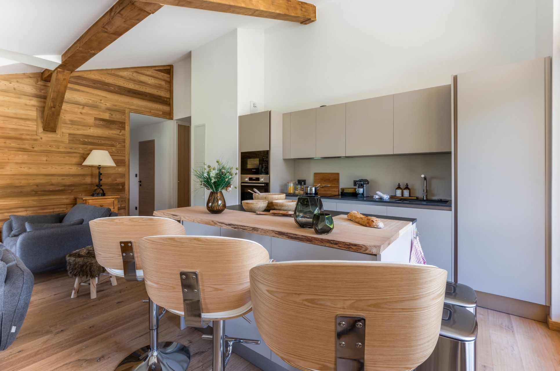 luxury apartment 4 Rooms for seasonal rent on COURCHEVEL MORIOND (73120)