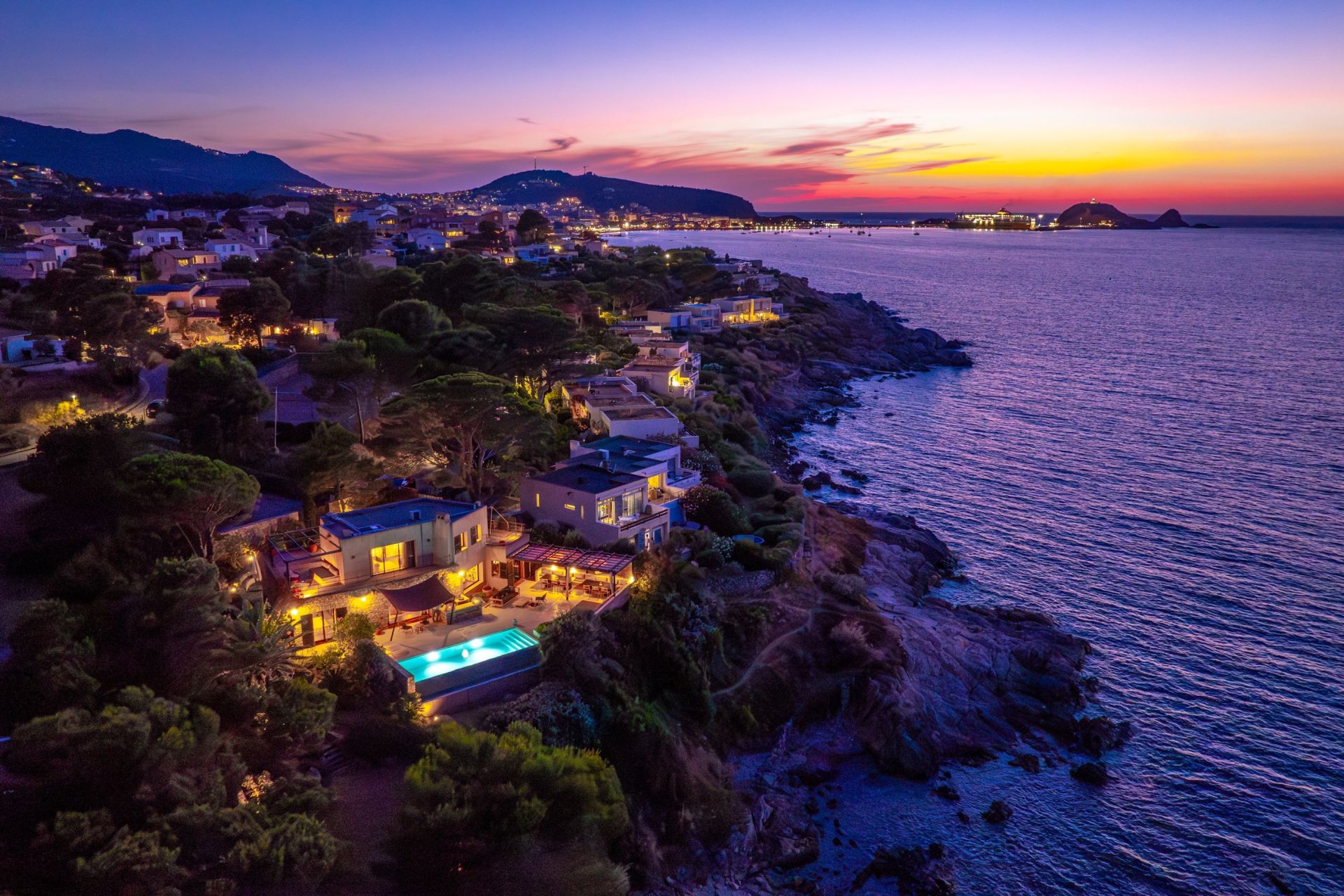 villa de luxe 8 Pièces en vente sur MONTICELLO (20220)