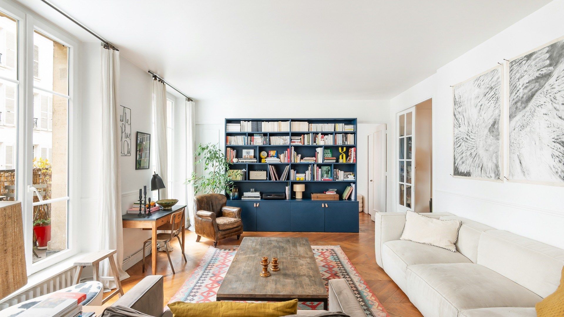 luxury apartment 4 Rooms for sale on PARIS (75009)