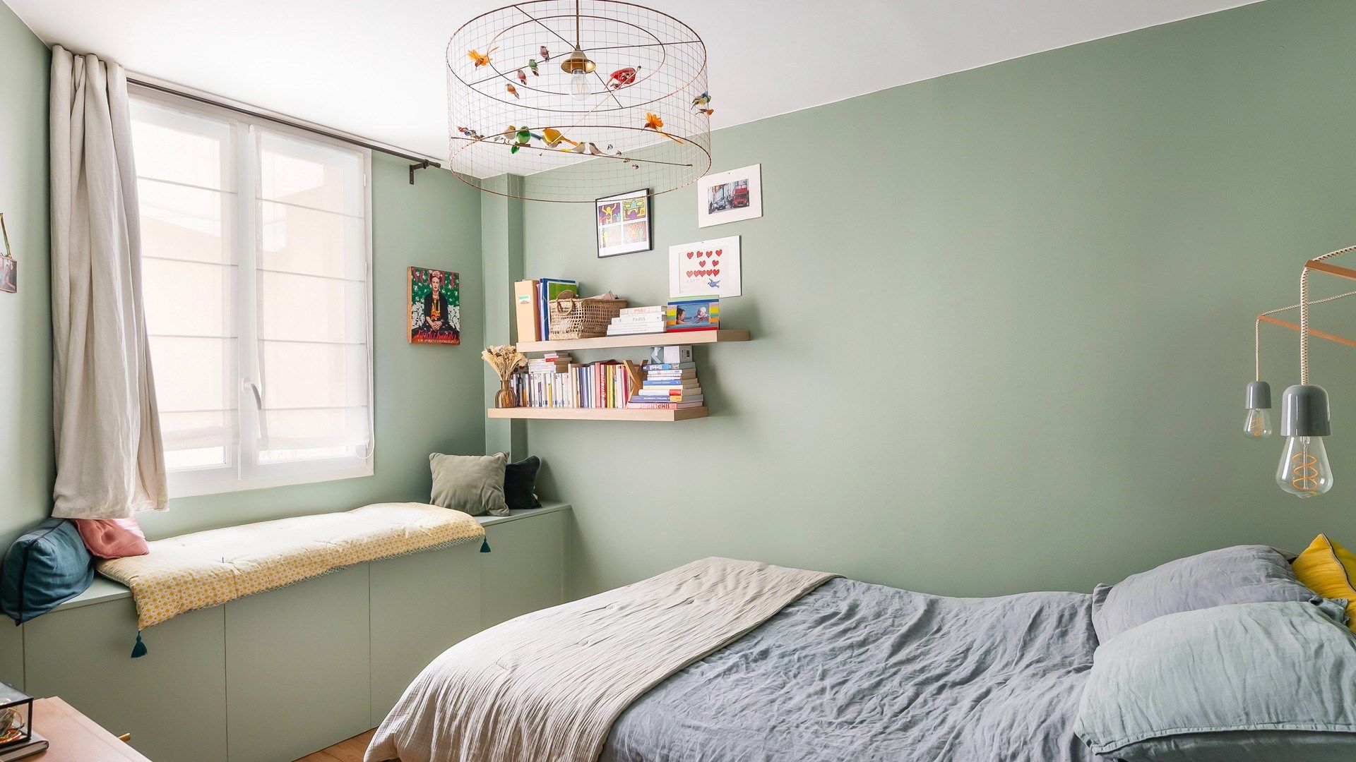 luxury apartment 4 Rooms for sale on PARIS (75009)