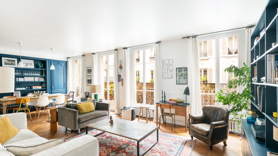 luxury apartment 4 Rooms for sale on PARIS (75009)