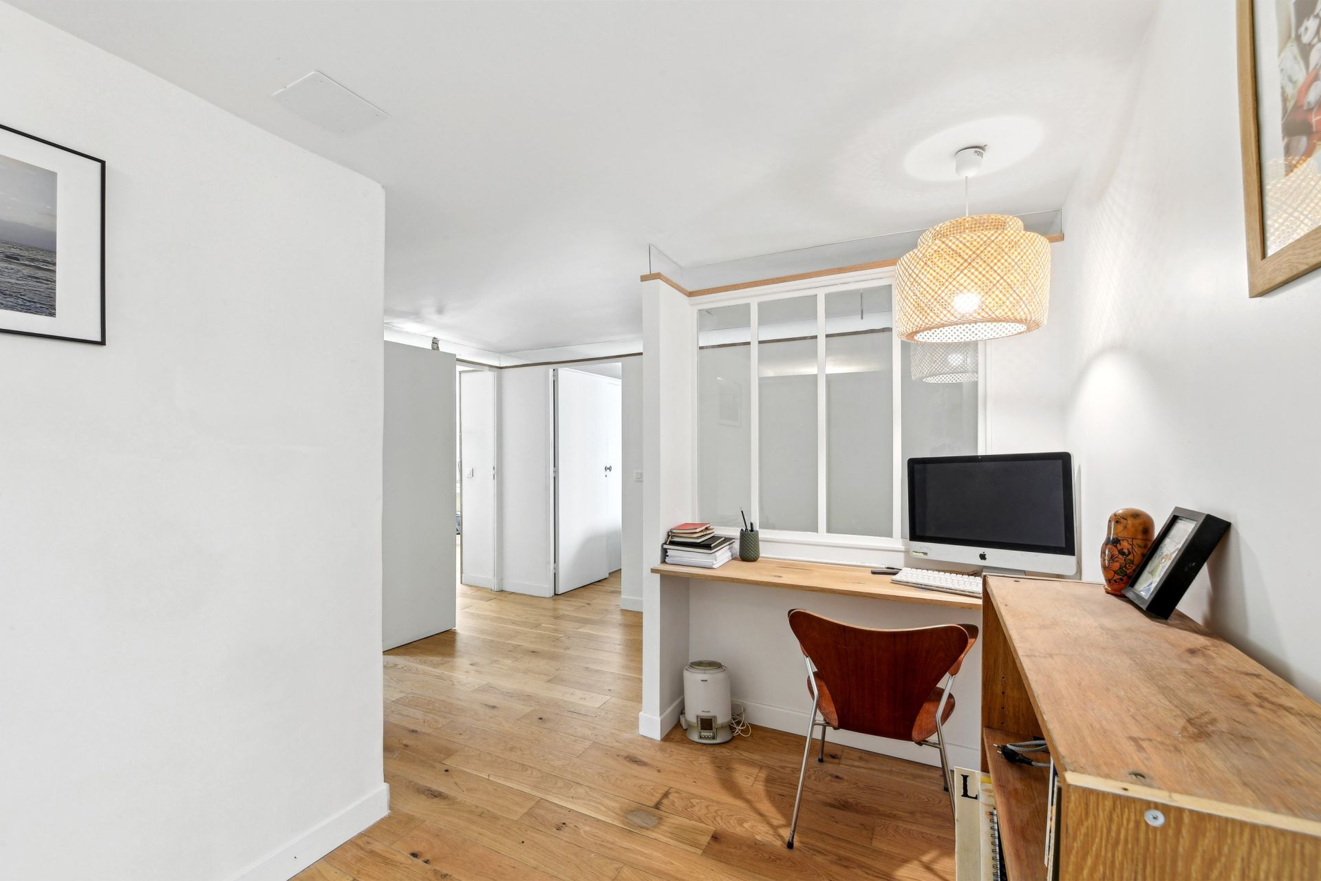 luxury apartment 6 Rooms for sale on PARIS (75018)