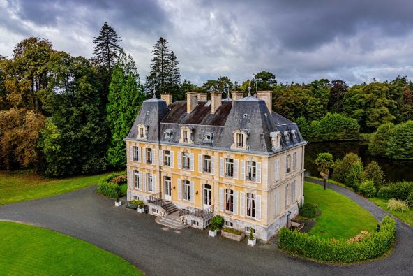 Vente Château Coutances 23 Pièces 520 m²