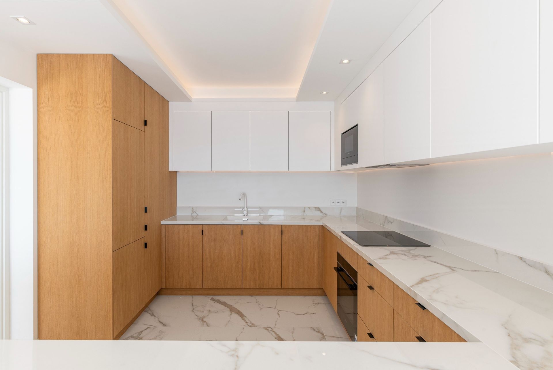 contemporary house 6 Rooms for sale on ROQUEBRUNE CAP MARTIN (06190)