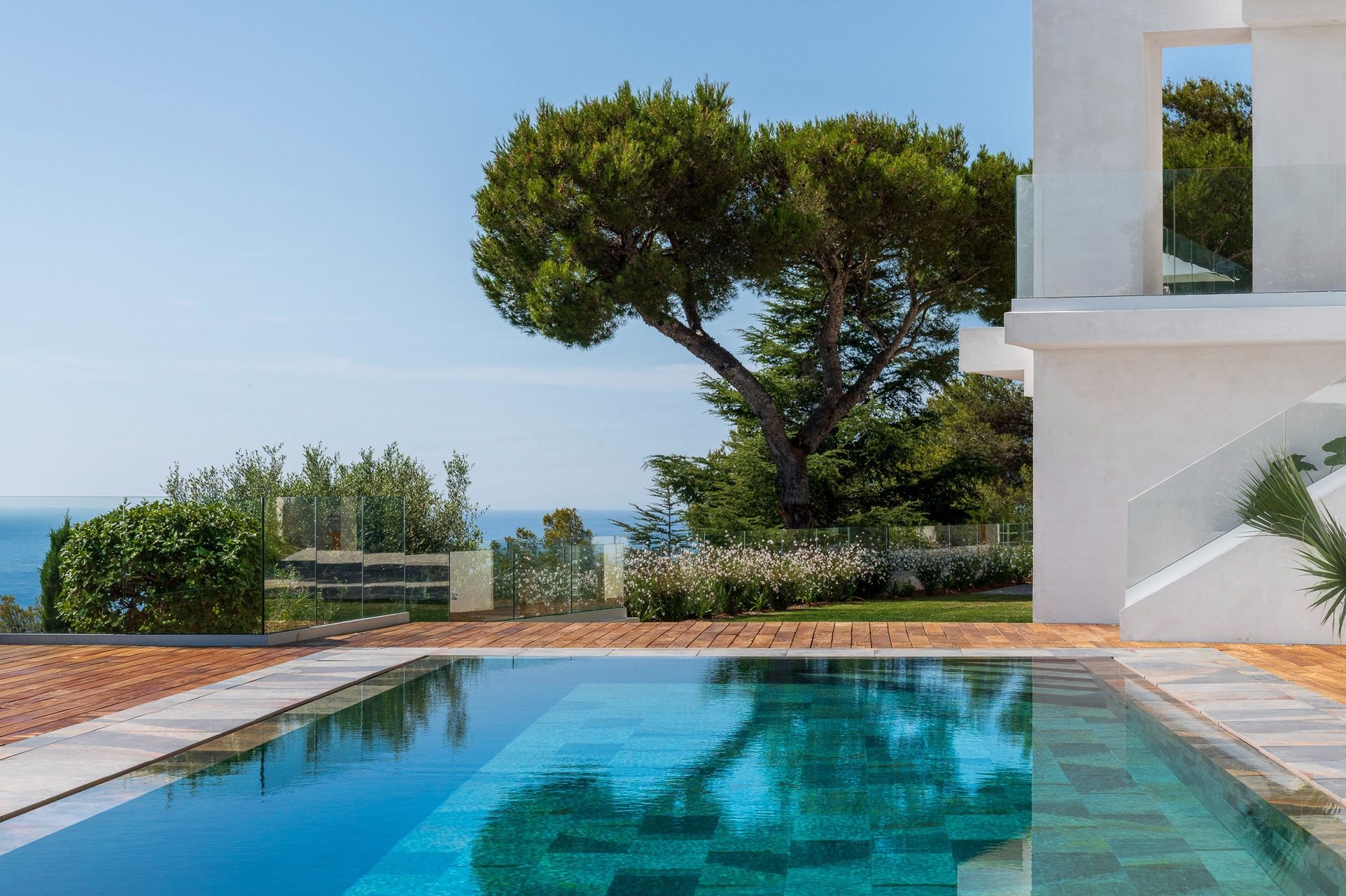 maison contemporaine 6 Pièces en vente sur ROQUEBRUNE CAP MARTIN (06190)