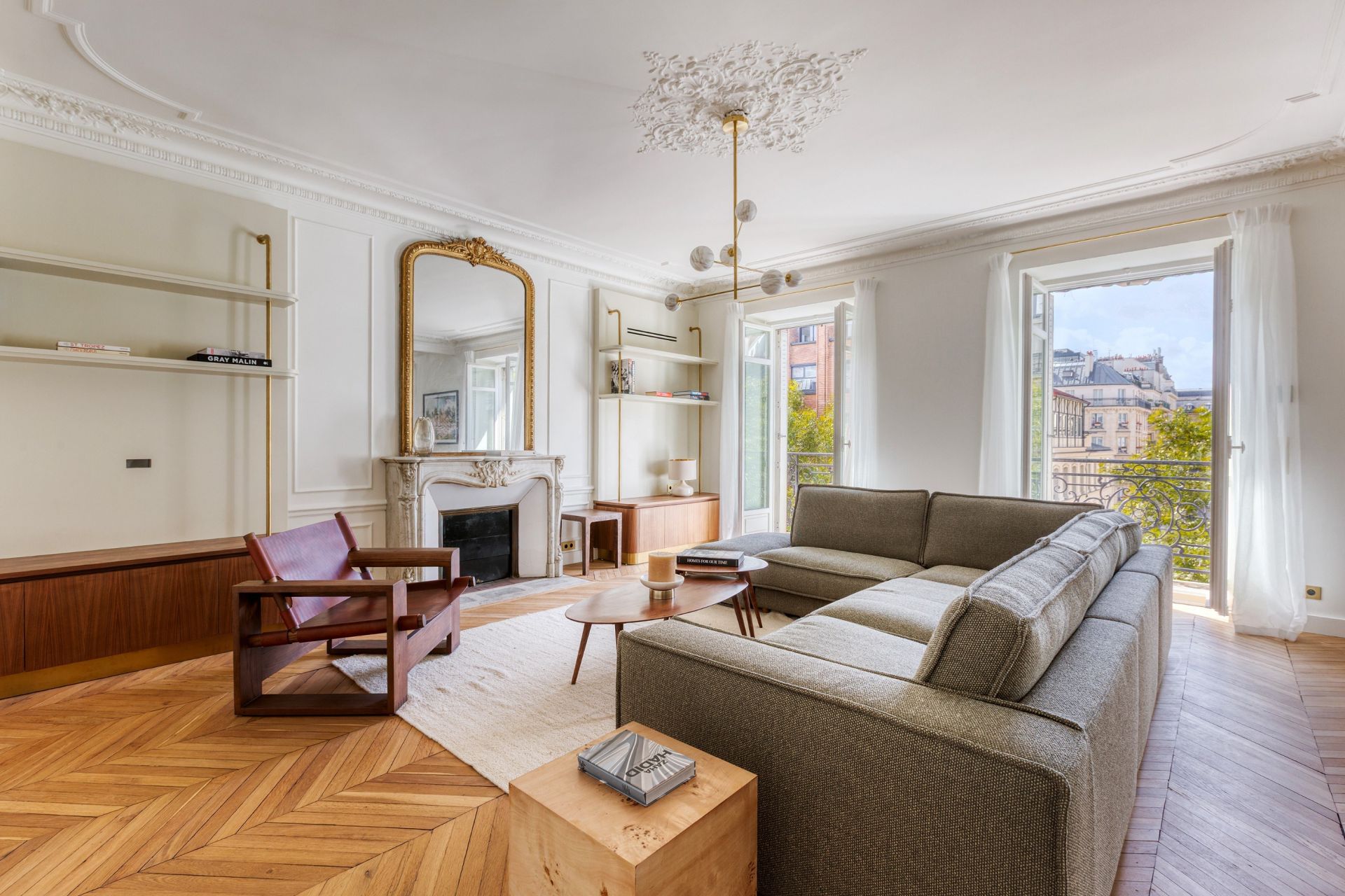 luxury apartment 6 Rooms for sale on PARIS (75005)