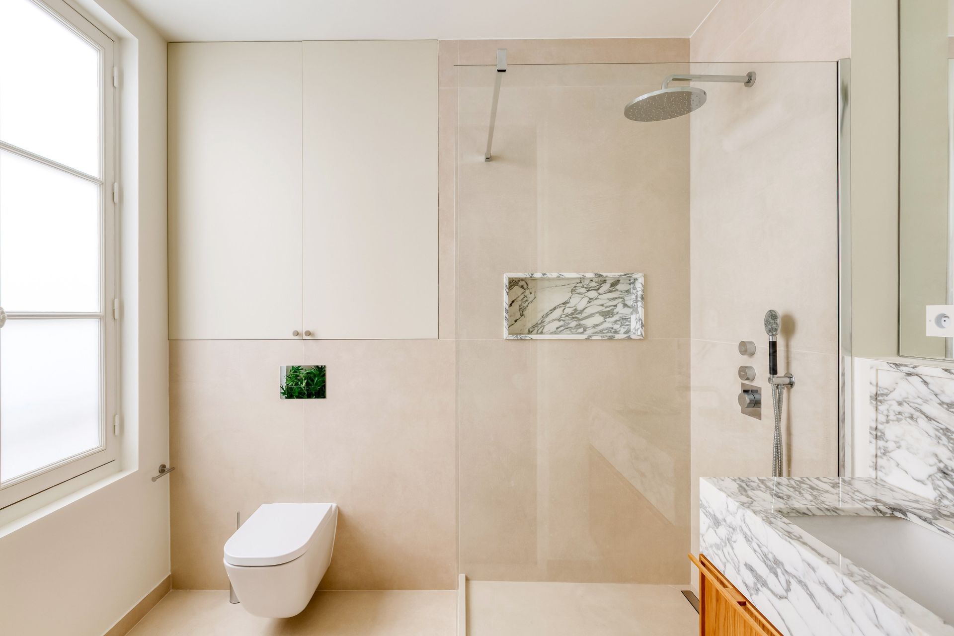 luxury apartment 6 Rooms for sale on PARIS (75005)