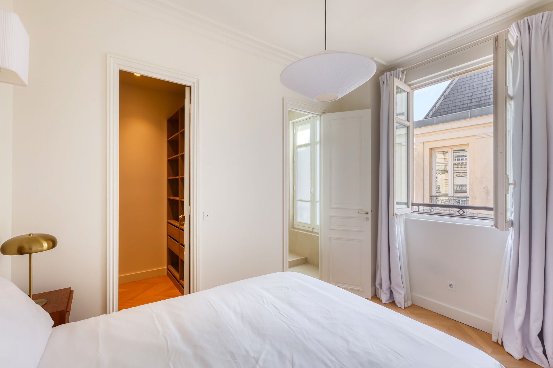 luxury apartment 6 Rooms for sale on PARIS (75005)