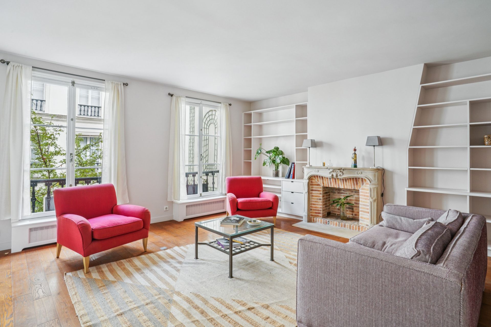 luxury apartment 5 Rooms for sale on PARIS (75007)