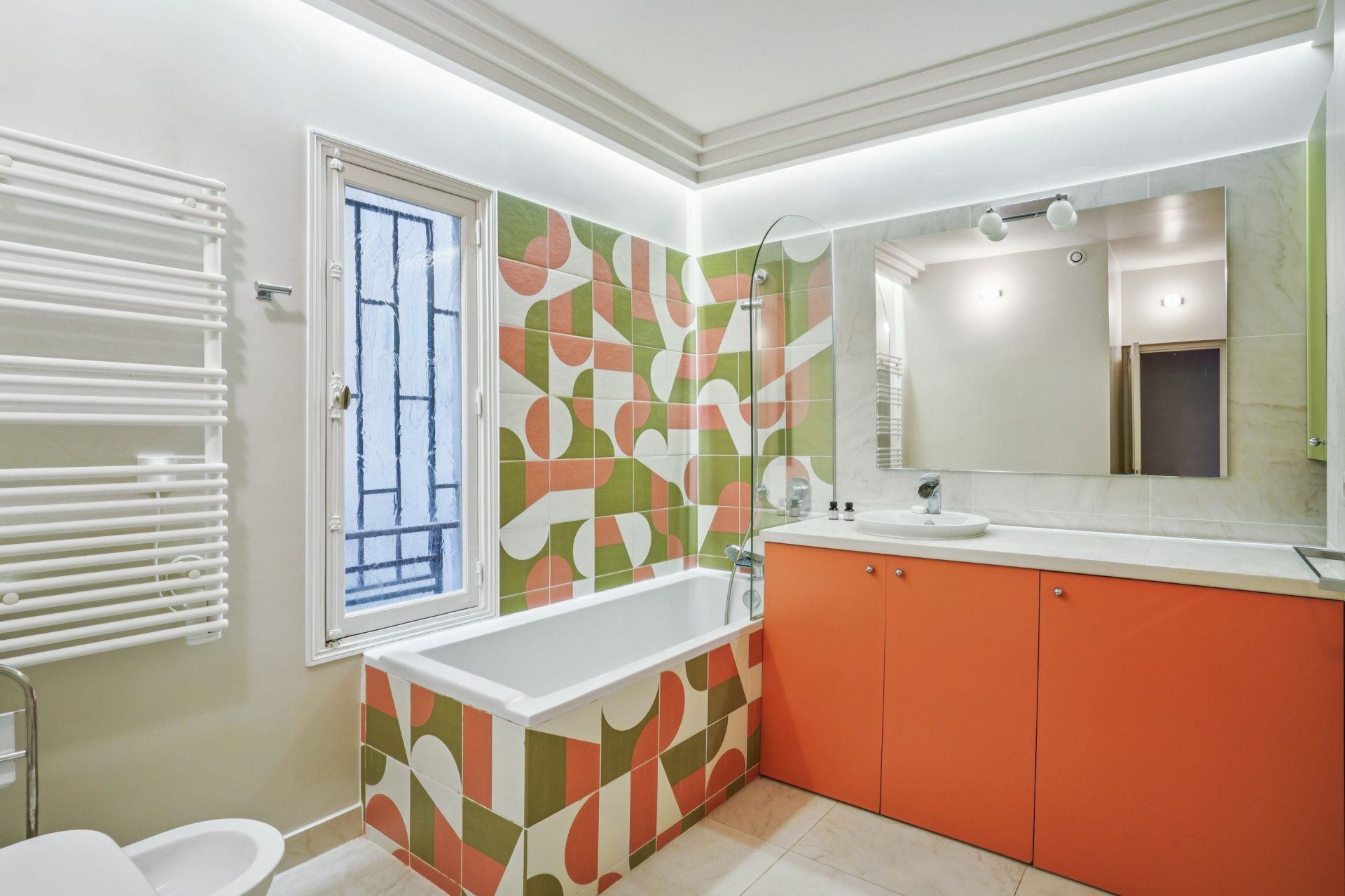 luxury apartment 5 Rooms for sale on PARIS (75007)