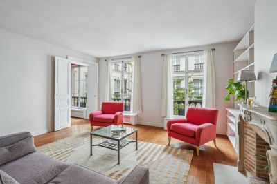 Sale Luxury apartment Paris 7 5 Rooms 135.26 m²