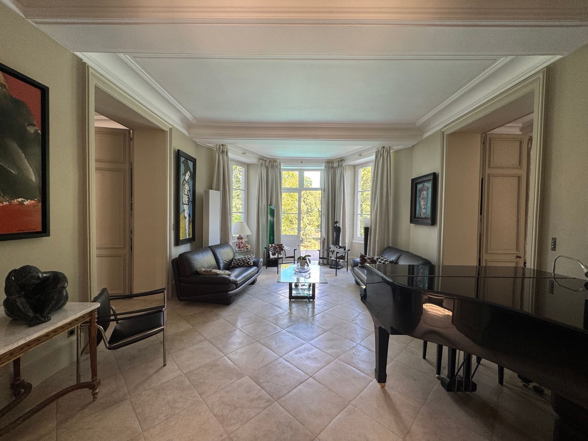 luxury house 10 Rooms for sale on OLIVET (45160)