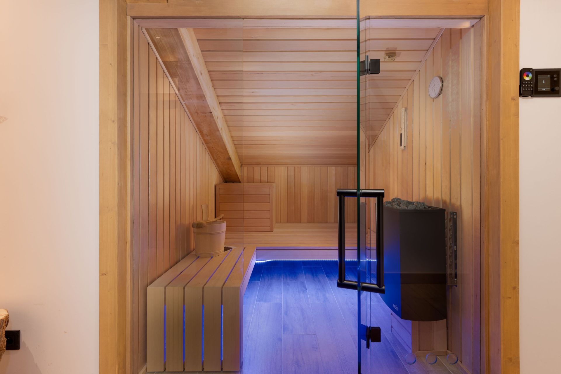 appartement de luxe 6 Pièces en location saisonnière sur COURCHEVEL MORIOND (73120)