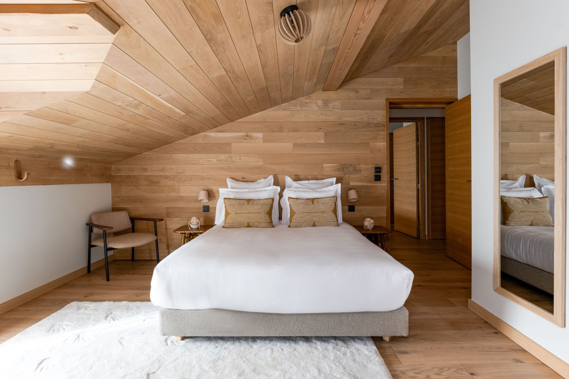 luxury apartment 6 Rooms for seasonal rent on COURCHEVEL MORIOND (73120)