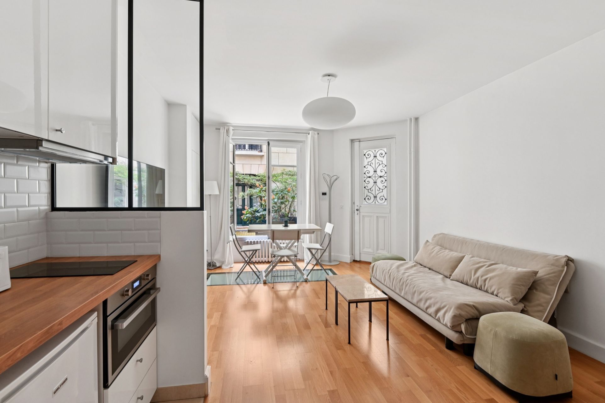 luxury apartment 2 Rooms for sale on PARIS (75016)