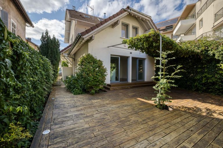 luxury house 6 Rooms for sale on ANNECY (74000)