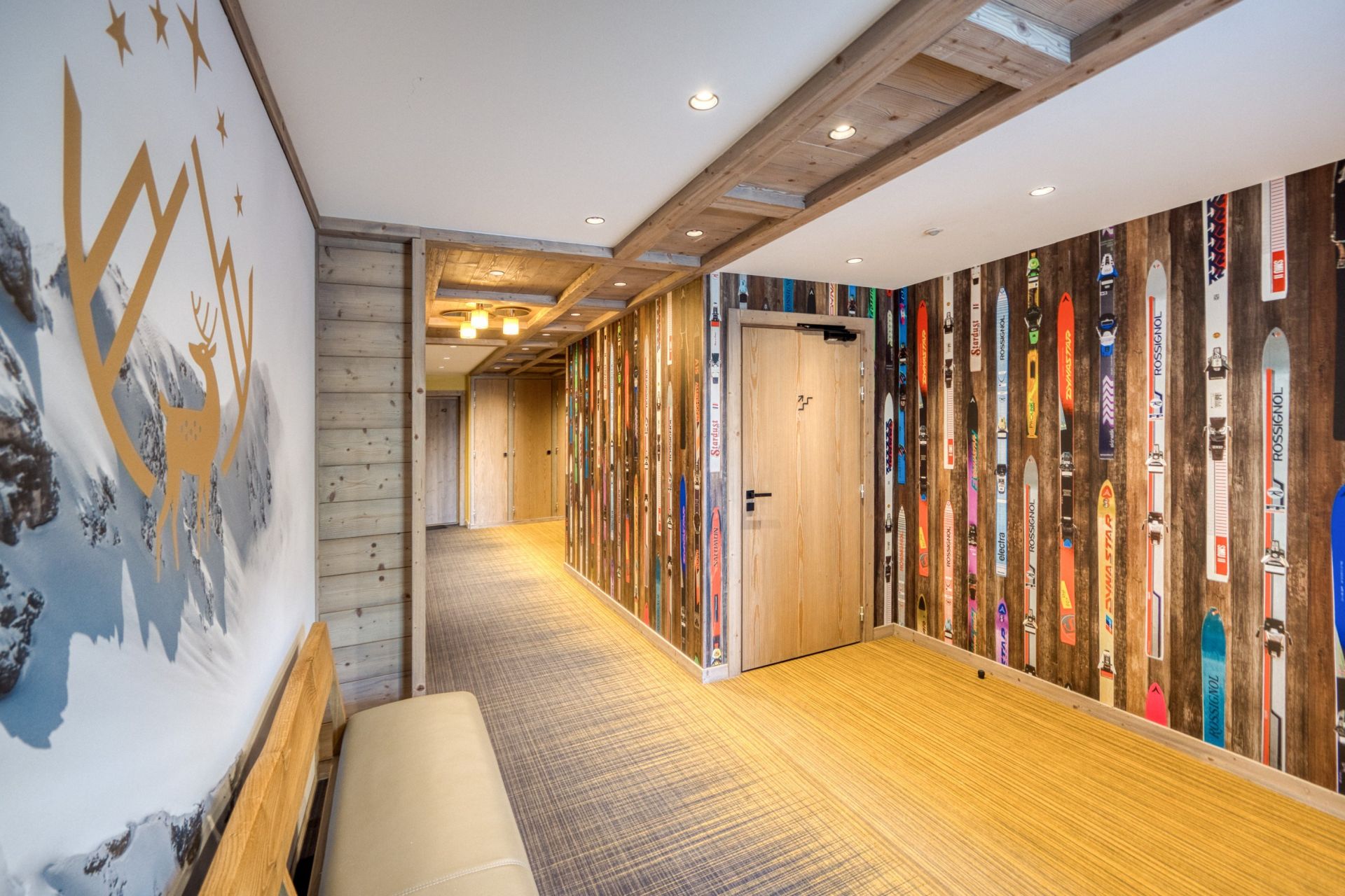 luxury apartment 5 Rooms for sale on MEGEVE (74120)