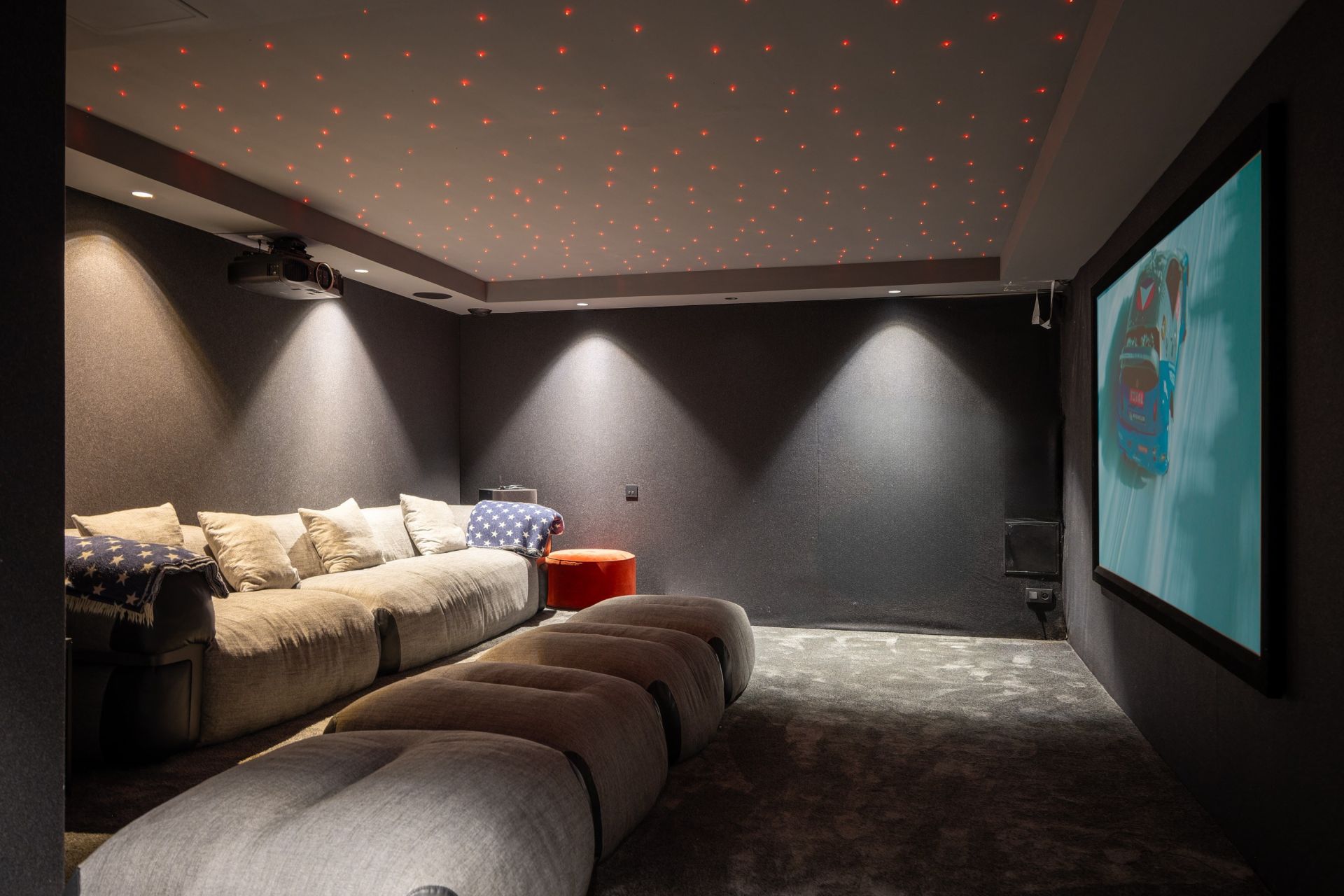 luxury chalet 7 Rooms for sale on MEGEVE (74120)