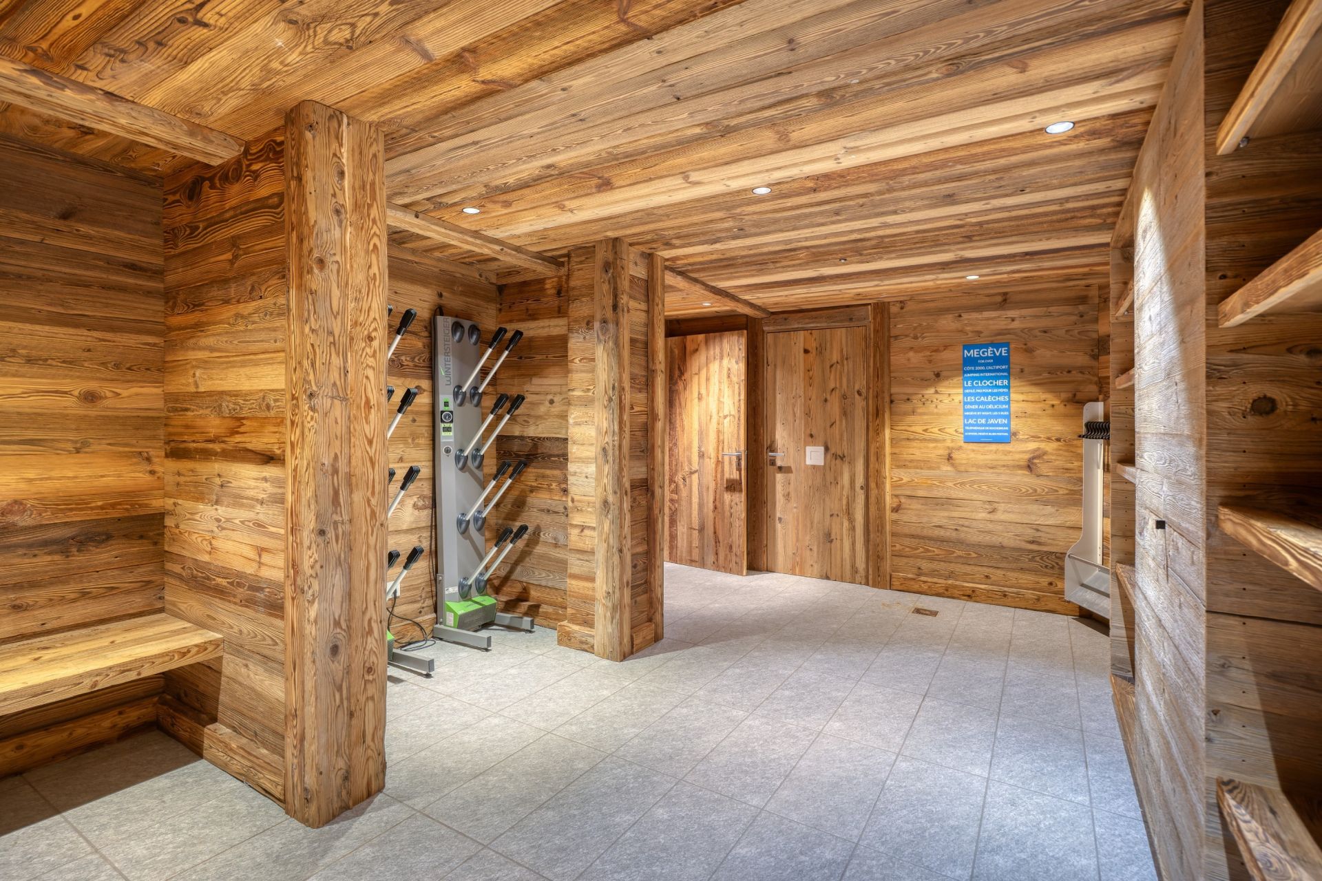 luxury chalet 7 Rooms for sale on MEGEVE (74120)
