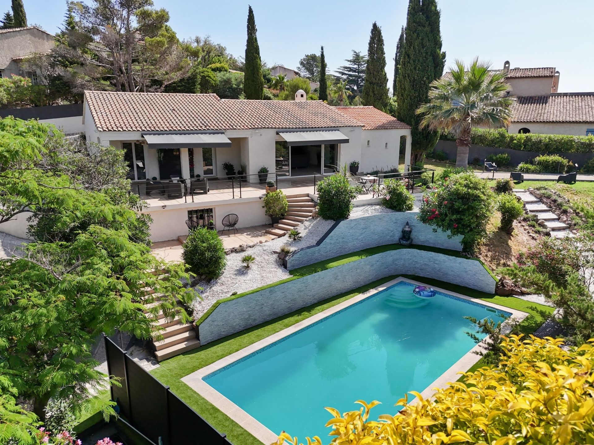 villa de luxe 6 Pièces en vente sur LES ADRETS DE L ESTEREL (83600)