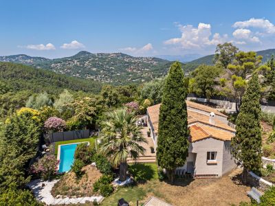 Vente Villa de luxe Les Adrets-de-l'Estérel 6 Pièces 150 m²