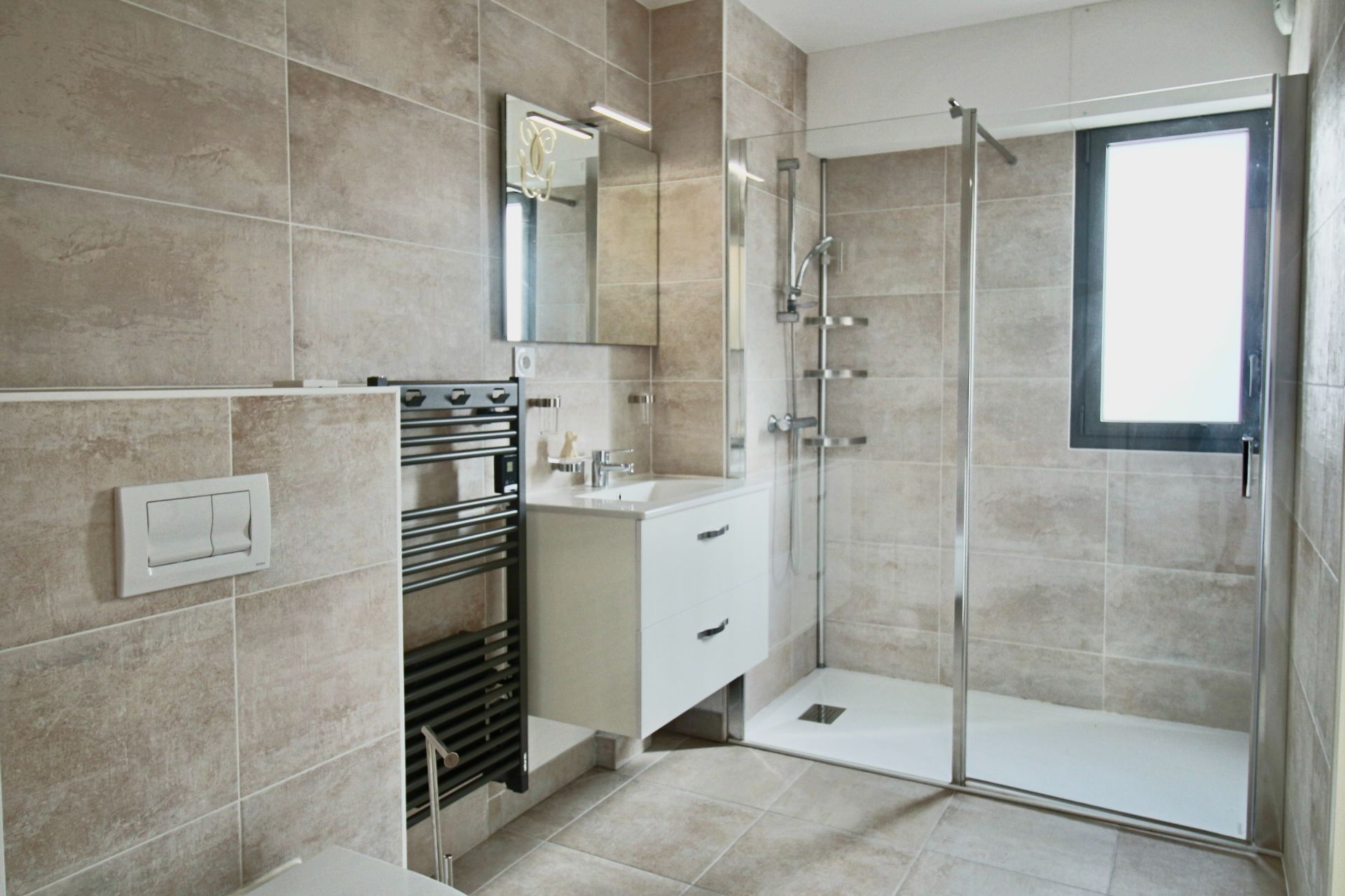 luxury apartment 4 Rooms for sale on PORNICHET (44380)