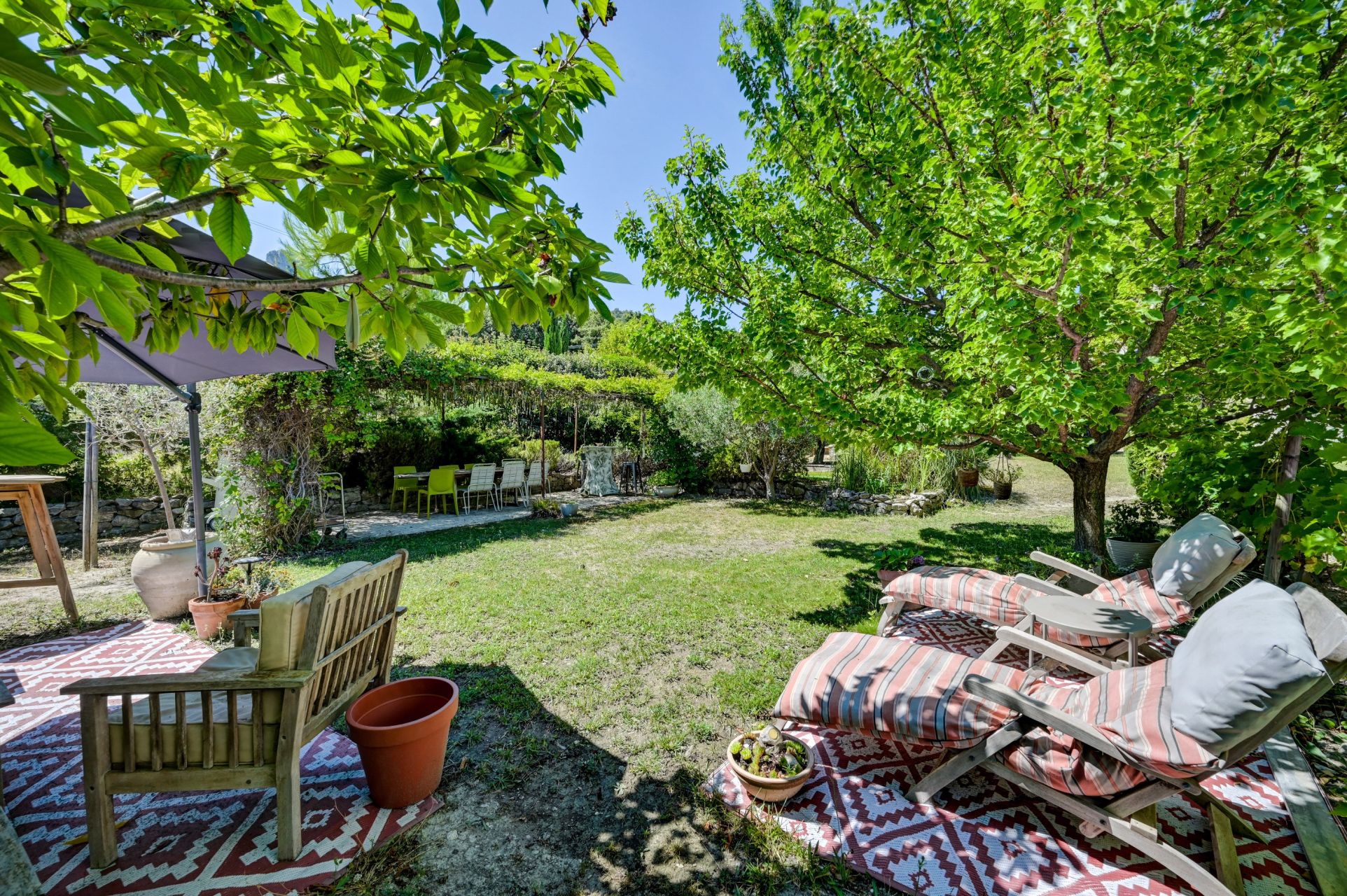 luxury house 10 Rooms for sale on AIX EN PROVENCE (13100)