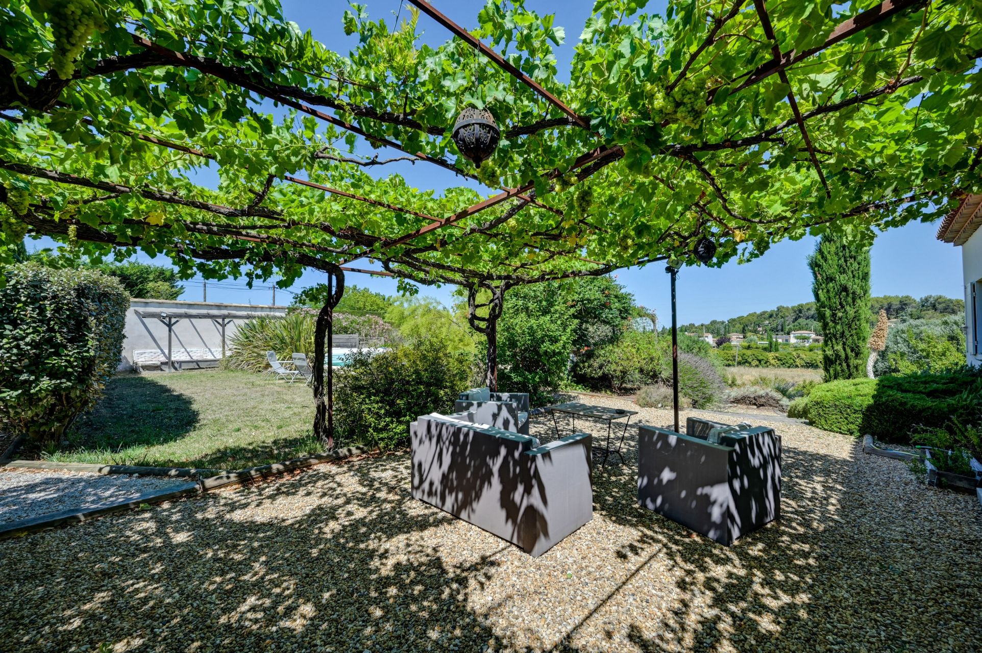 luxury house 10 Rooms for sale on AIX EN PROVENCE (13100)