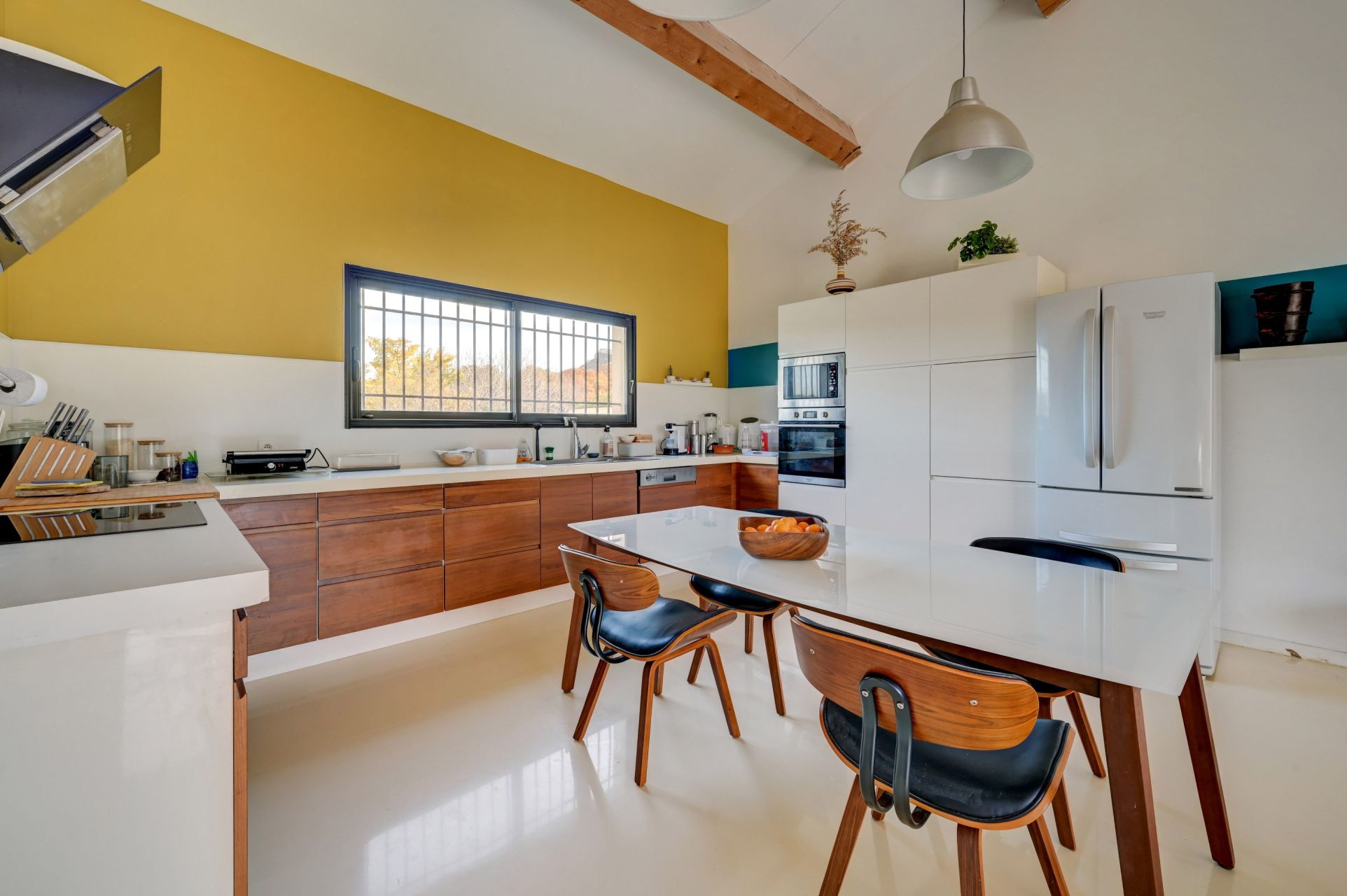 luxury house 10 Rooms for sale on AIX EN PROVENCE (13100)