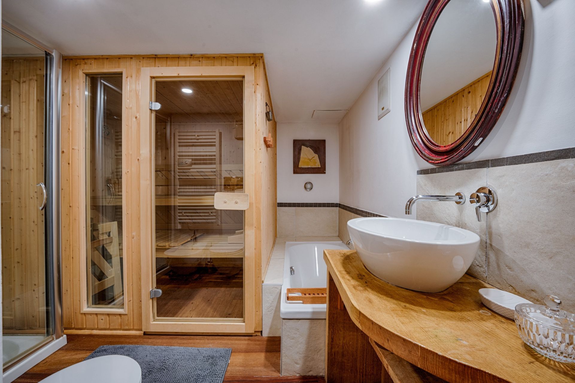 luxury apartment 4 Rooms for sale on CHAMONIX MONT BLANC (74400)