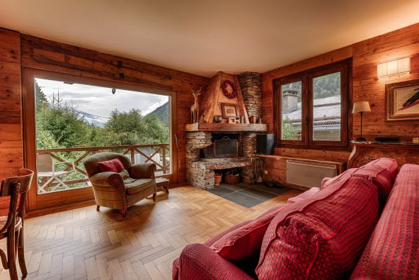 Sale Luxury apartment Chamonix-Mont-Blanc 4 Rooms 84 m²