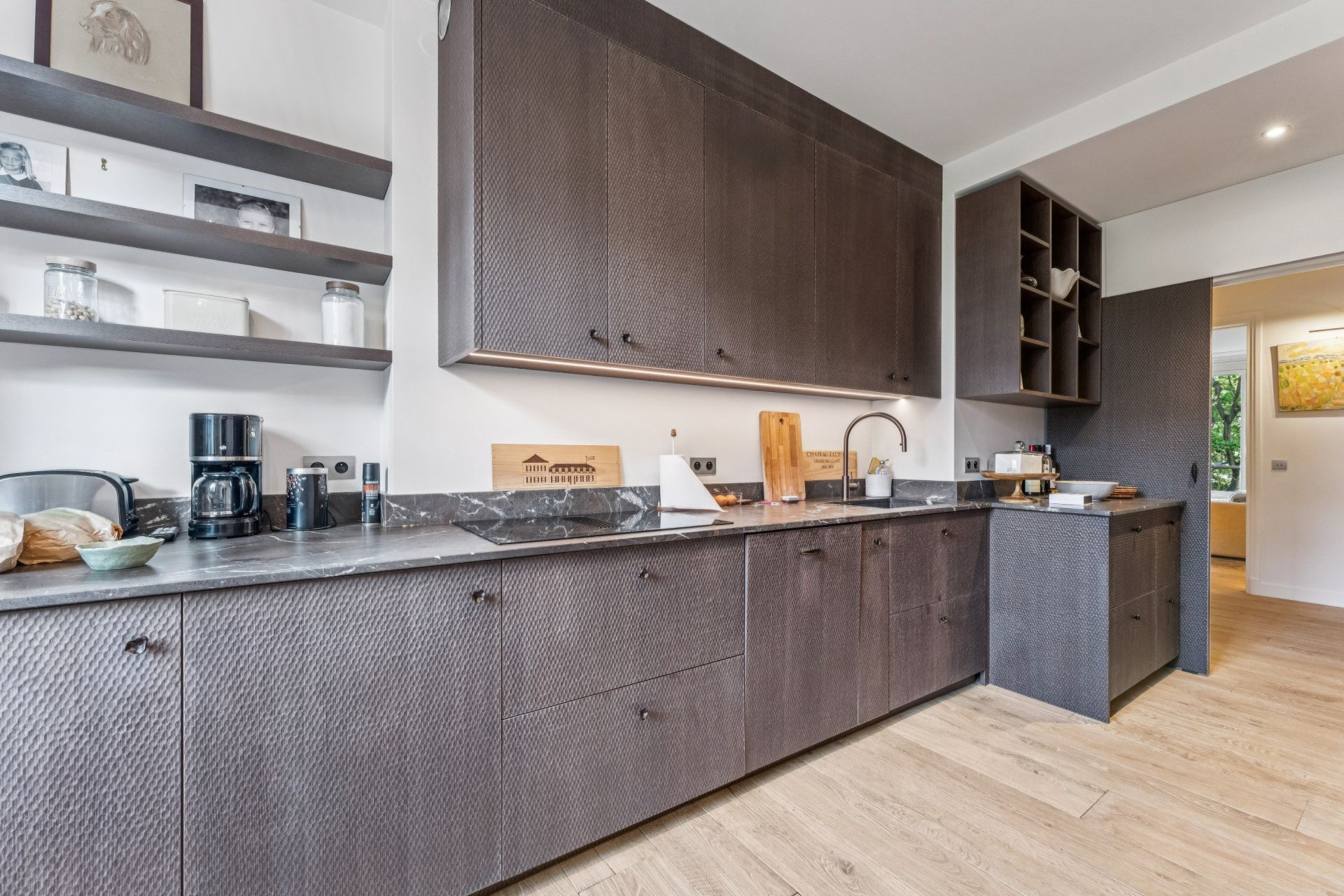 luxury apartment 4 Rooms for sale on NEUILLY SUR SEINE (92200)