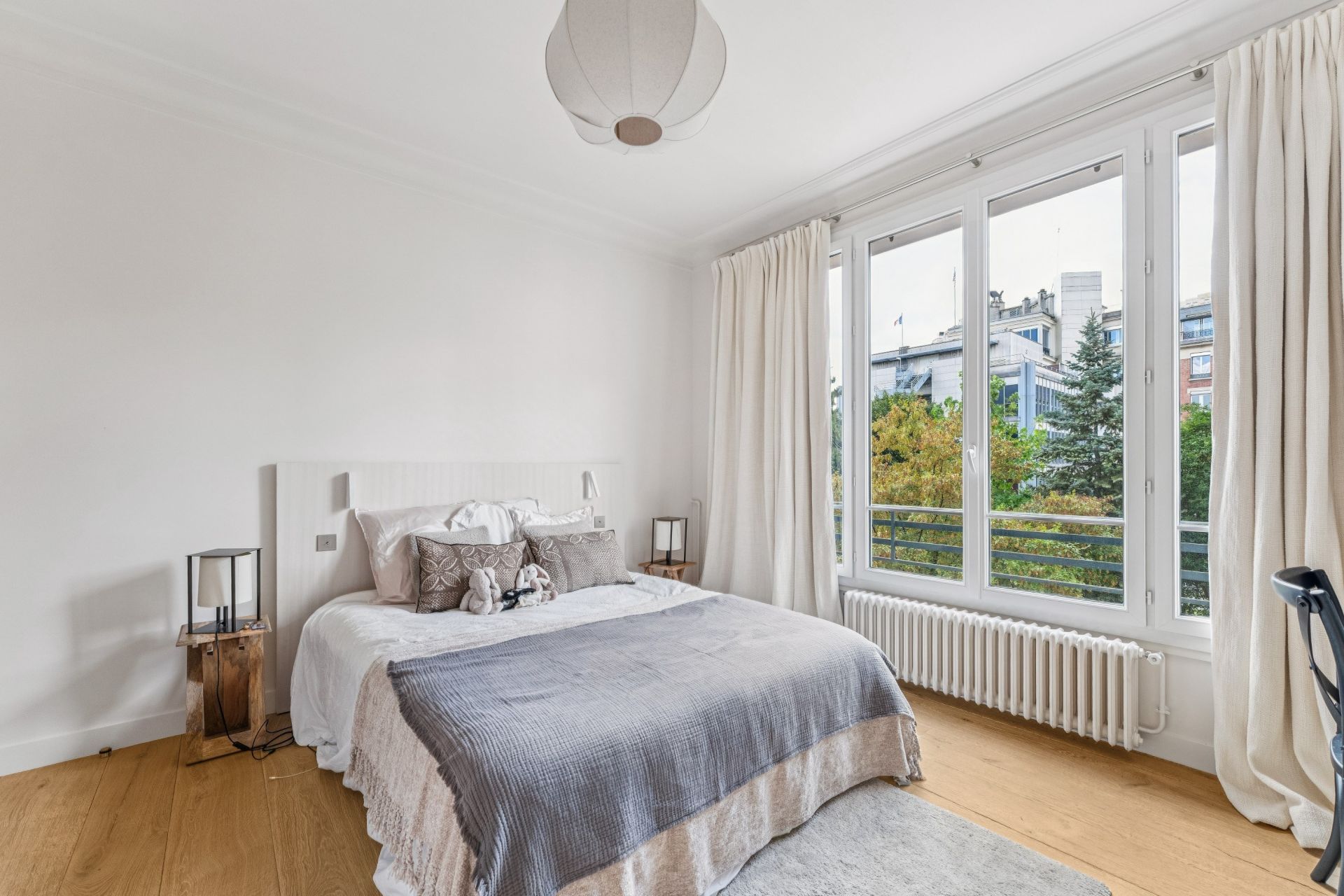 luxury apartment 4 Rooms for sale on NEUILLY SUR SEINE (92200)