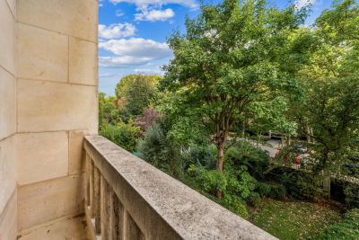 Sale Luxury apartment Neuilly-sur-Seine 4 Rooms 150 m²