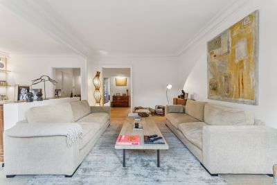 Sale Luxury apartment Neuilly-sur-Seine 4 Rooms 150 m²