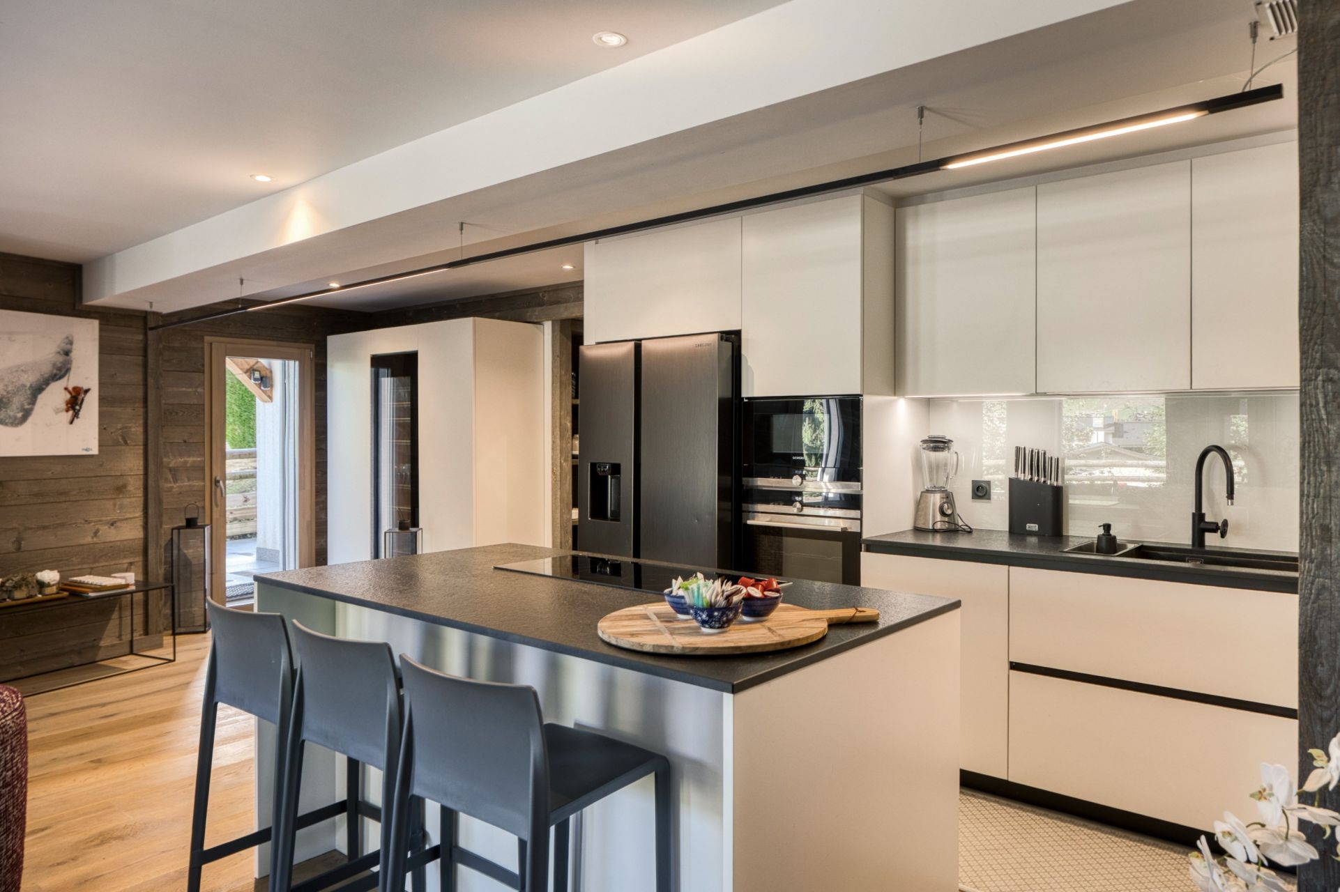 luxury apartment 4 Rooms for sale on MEGEVE (74120)