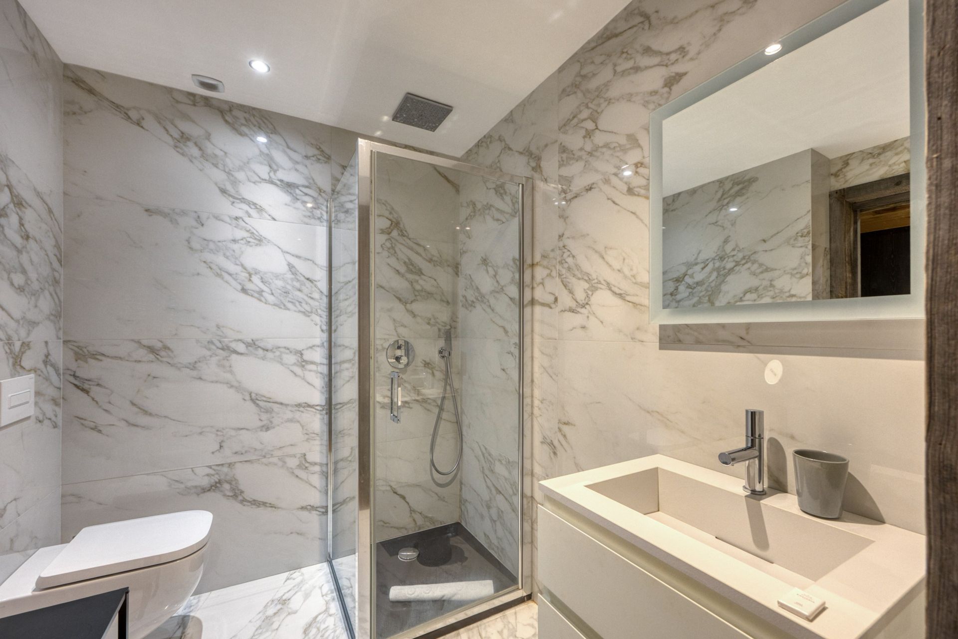 luxury apartment 4 Rooms for sale on MEGEVE (74120)