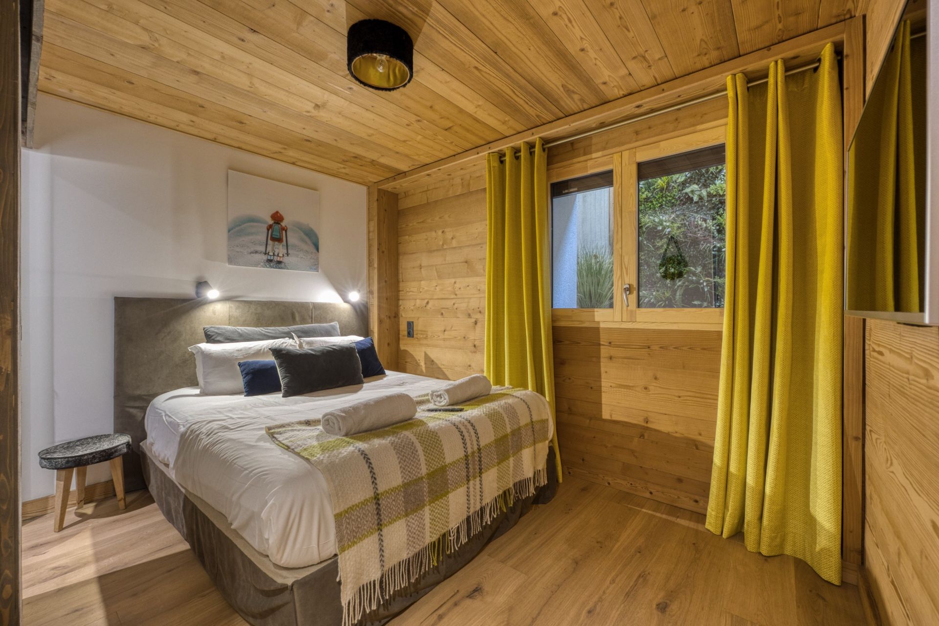 luxury apartment 4 Rooms for sale on MEGEVE (74120)