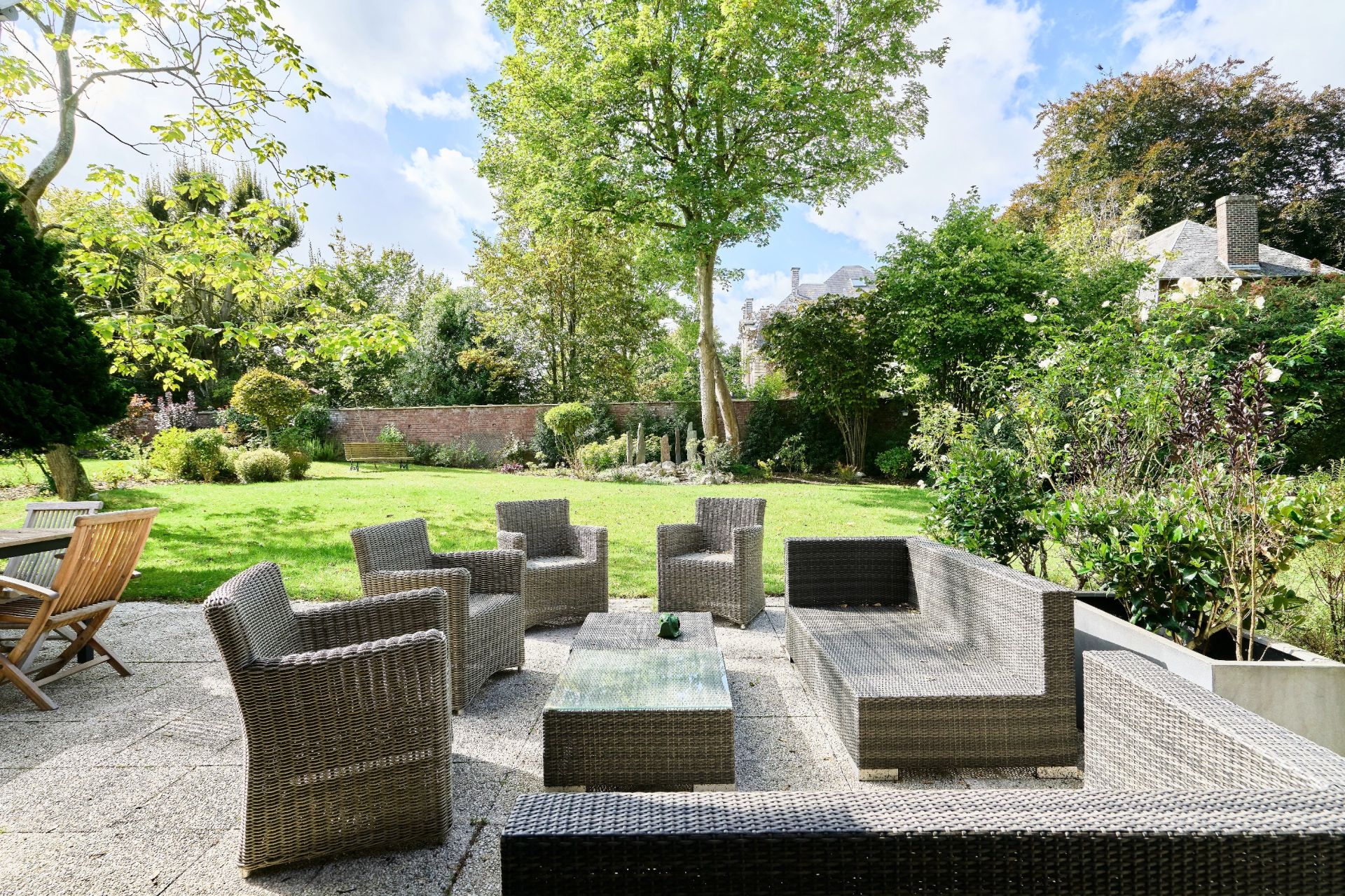 luxury house 9 Rooms for sale on MOUVAUX (59420)