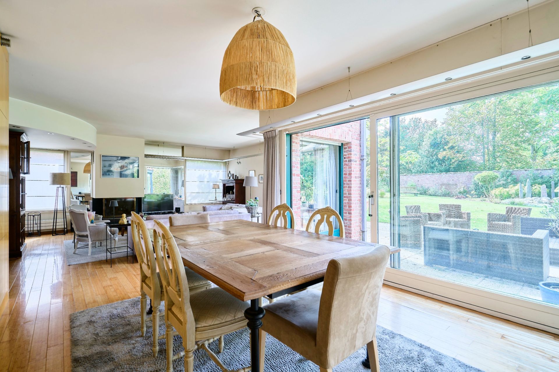 luxury house 9 Rooms for sale on MOUVAUX (59420)