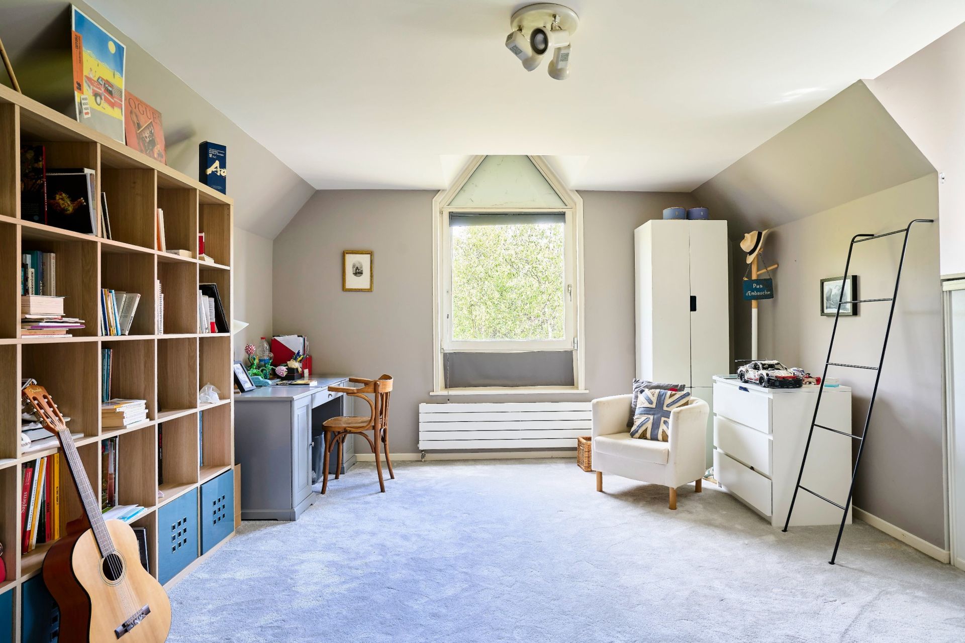 luxury house 9 Rooms for sale on MOUVAUX (59420)