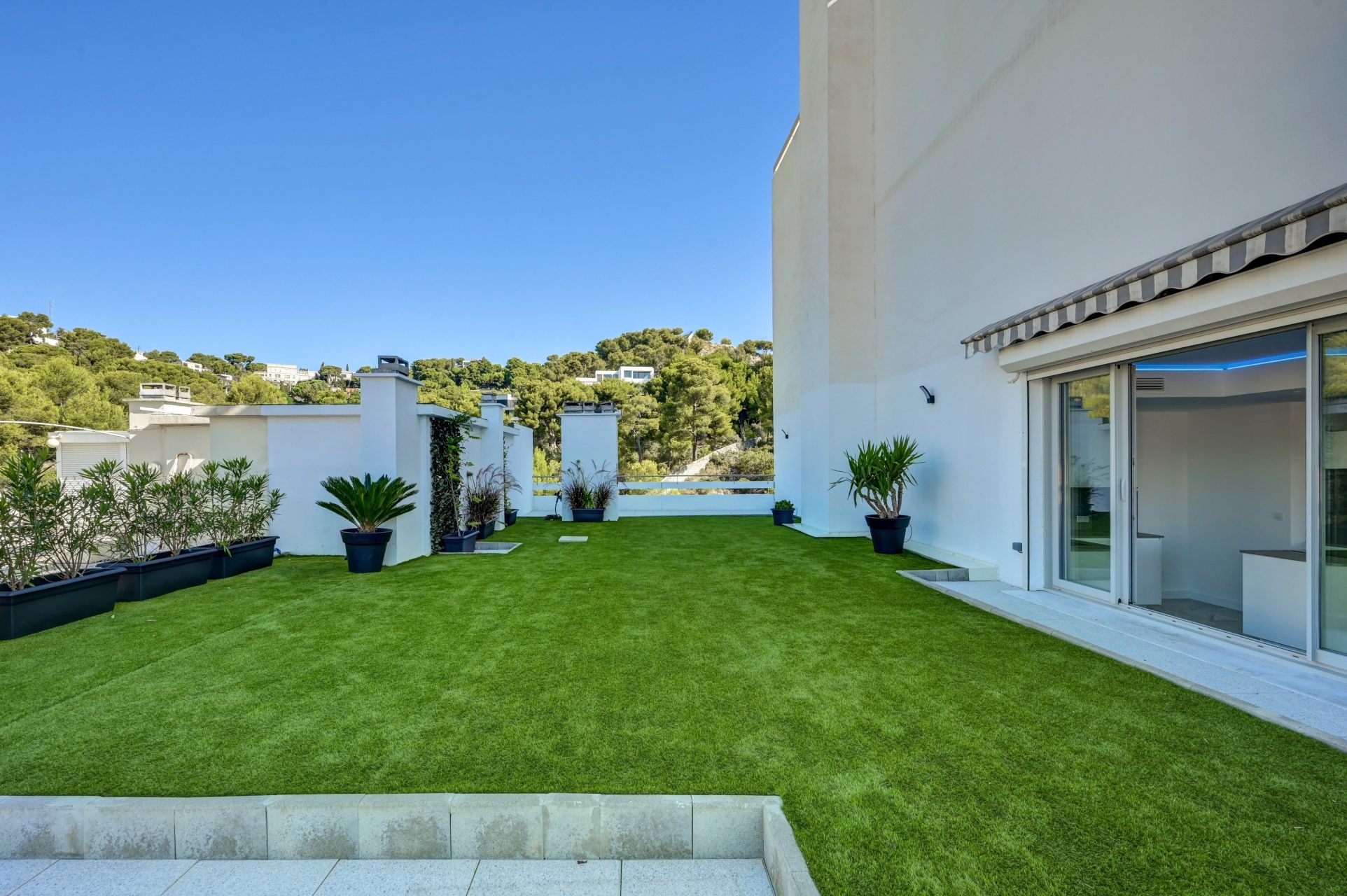 appartement de luxe 3 Pièces en location sur MARSEILLE (13008)