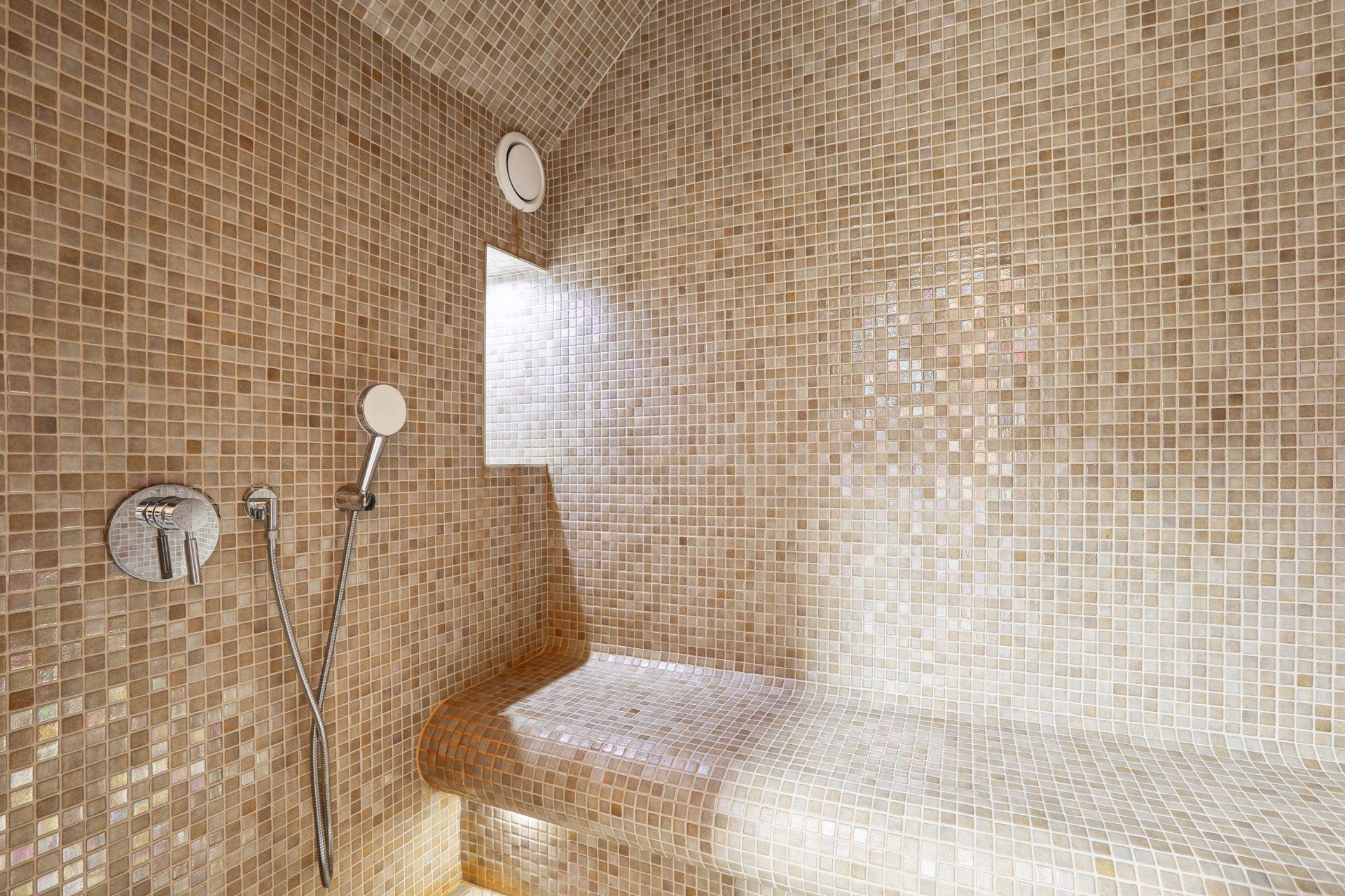 hôtel particulier 5 Pièces en vente sur PARIS (75007)