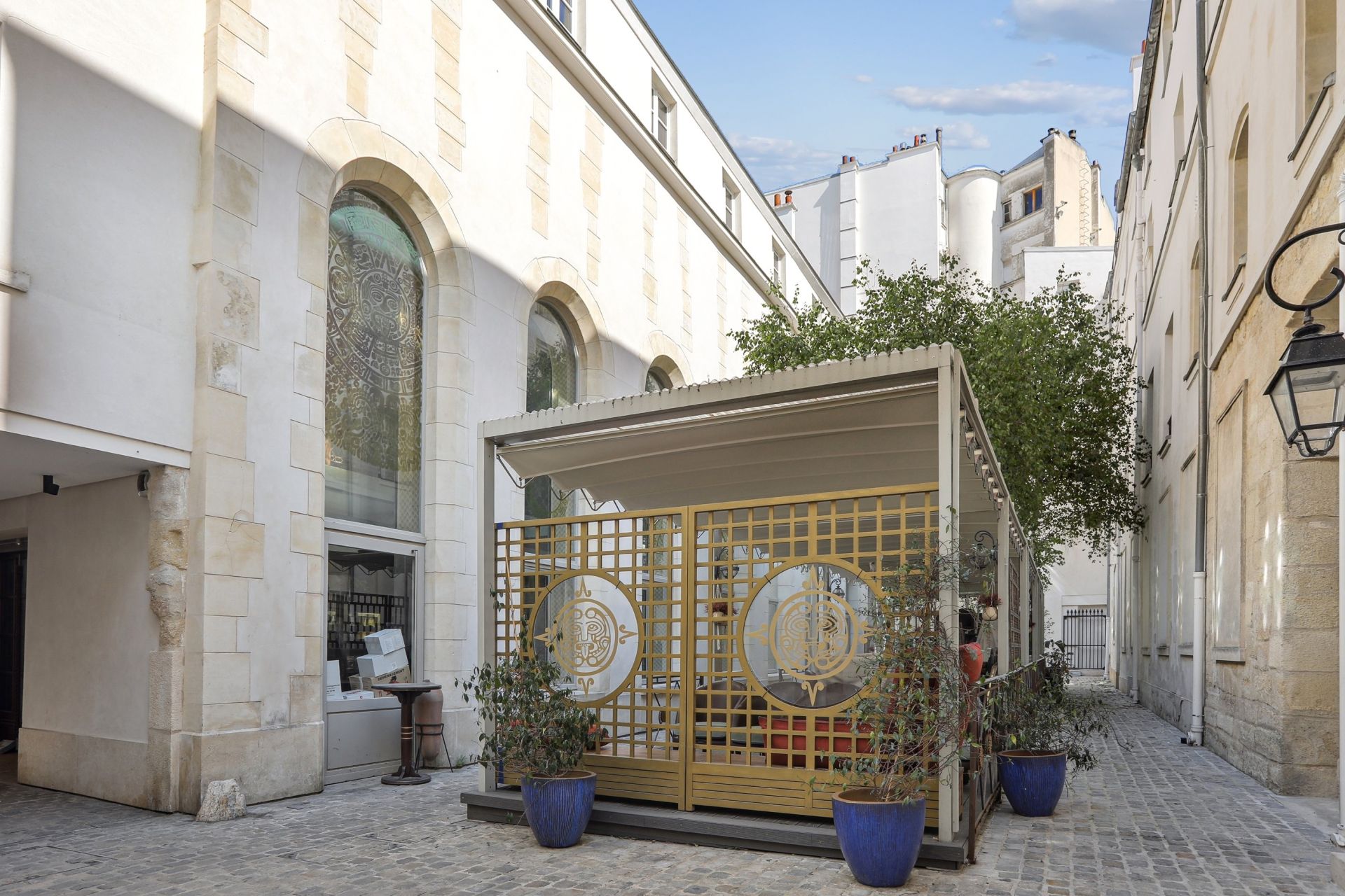 hôtel particulier 5 Pièces en vente sur PARIS (75007)