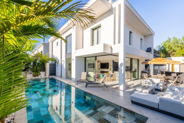 Sale Luxury villa Toulon 7&nbsp;Rooms 169&nbsp;m²