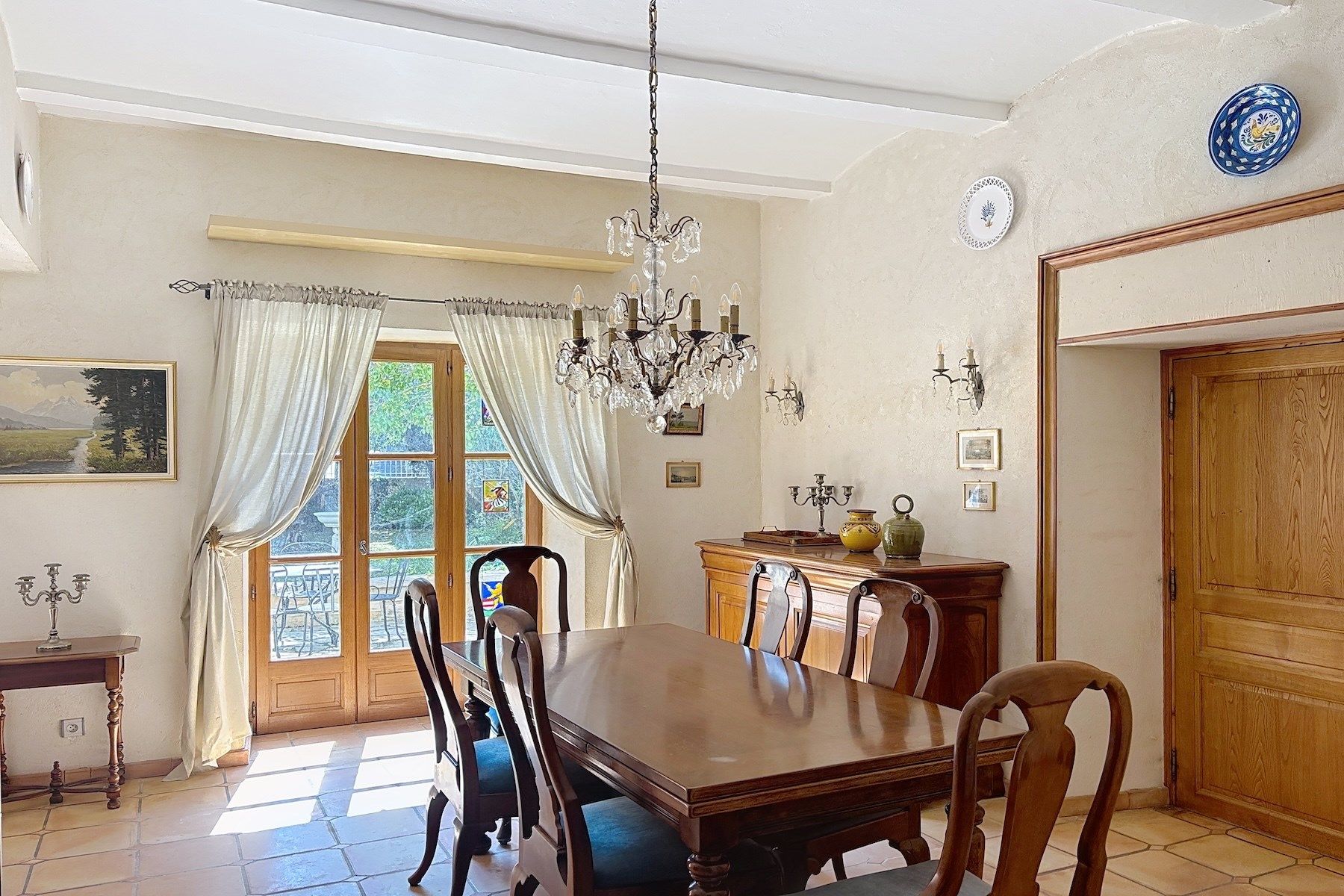 luxury house 8 Rooms for sale on BARJAC (30430)