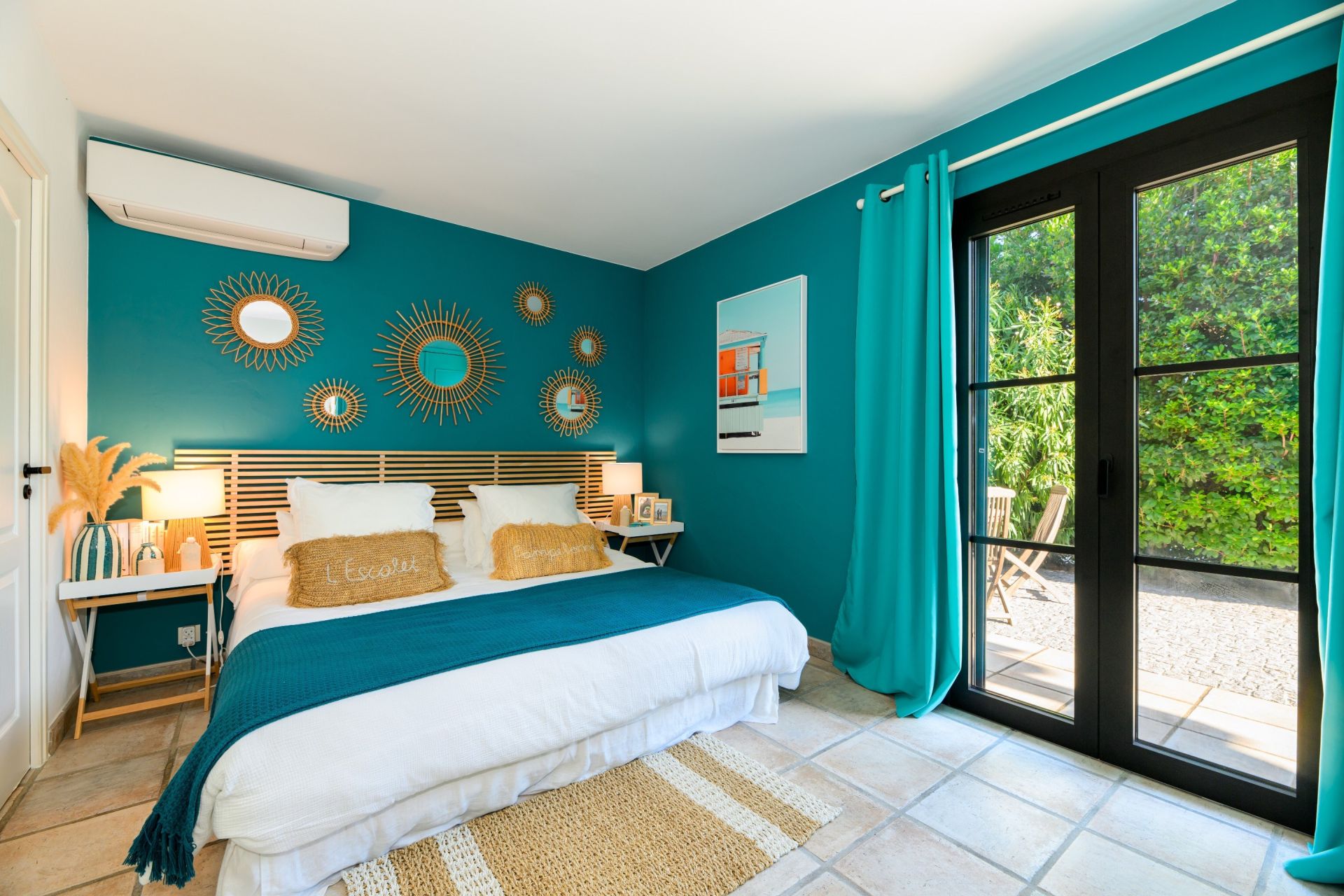 contemporary house 12 Rooms for sale on STE MAXIME (83120)